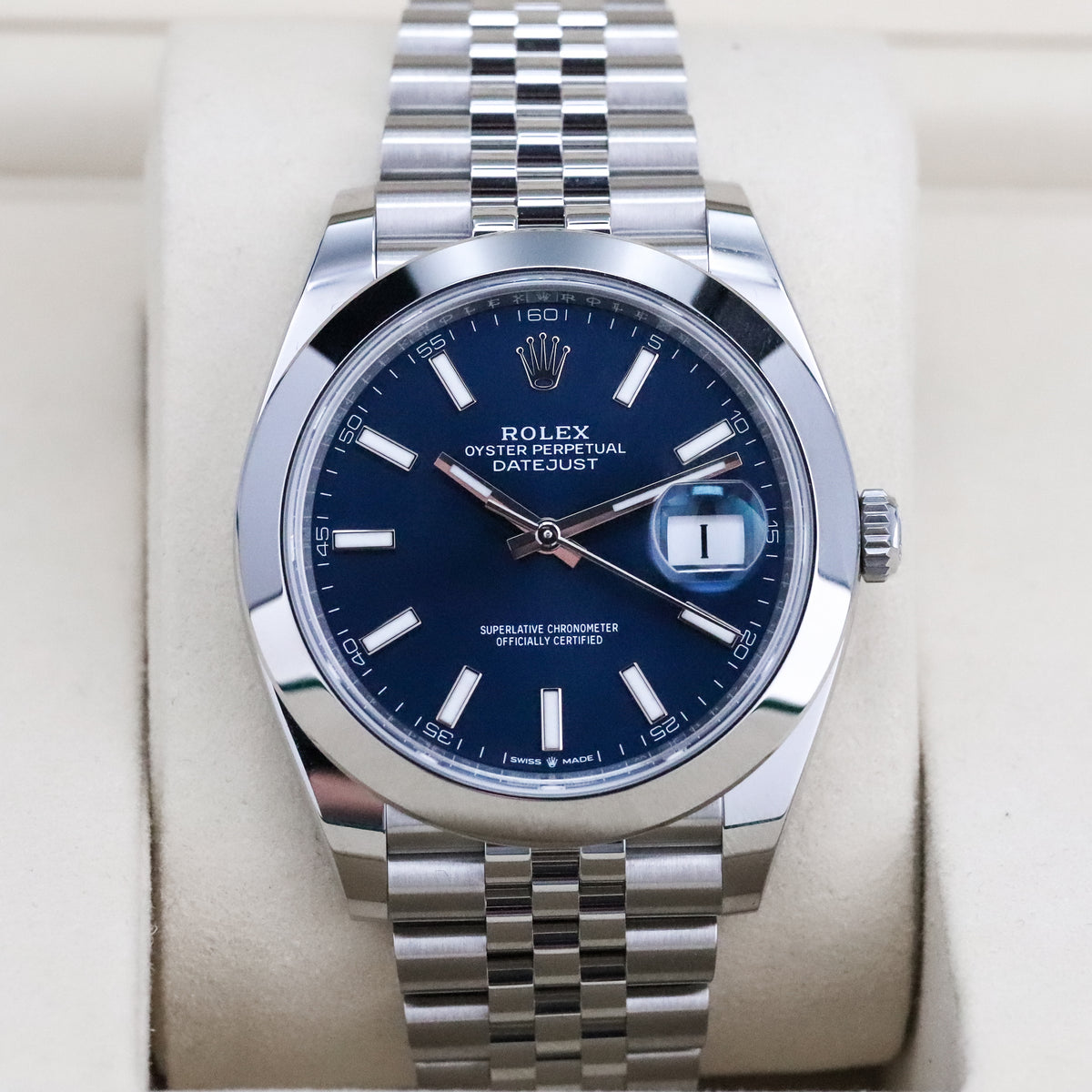 Rolex Datejust 41mm Blue Dial Stainless Steel Smooth Bezel Jubilee Bracelet 126300 Complete Set
