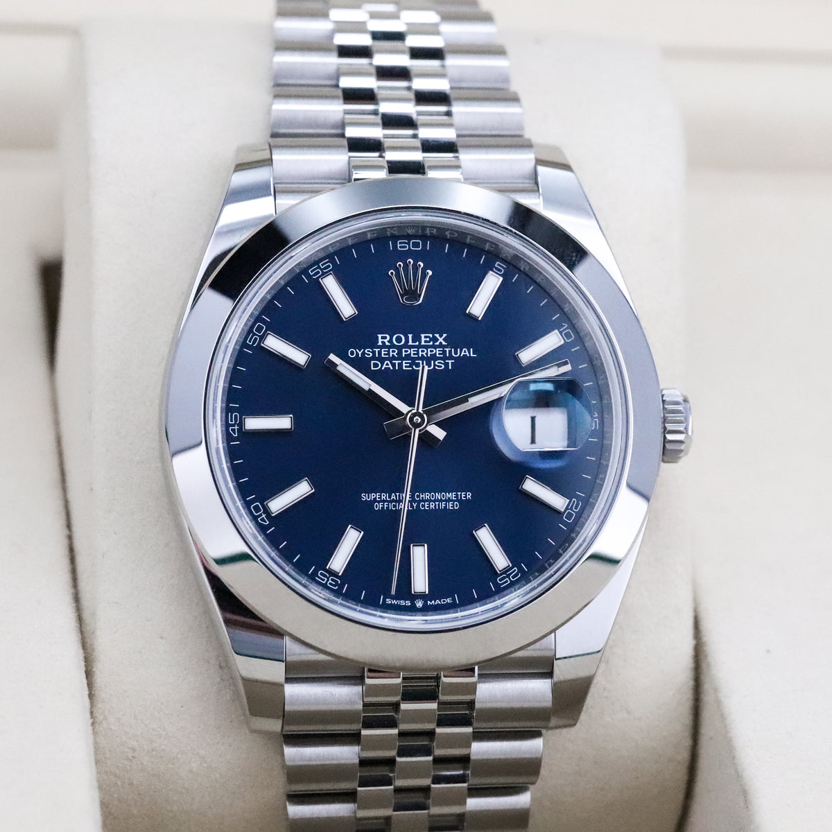 Rolex Datejust 41mm Blue Dial Stainless Steel Smooth Bezel Jubilee Bracelet 126300 Complete Set