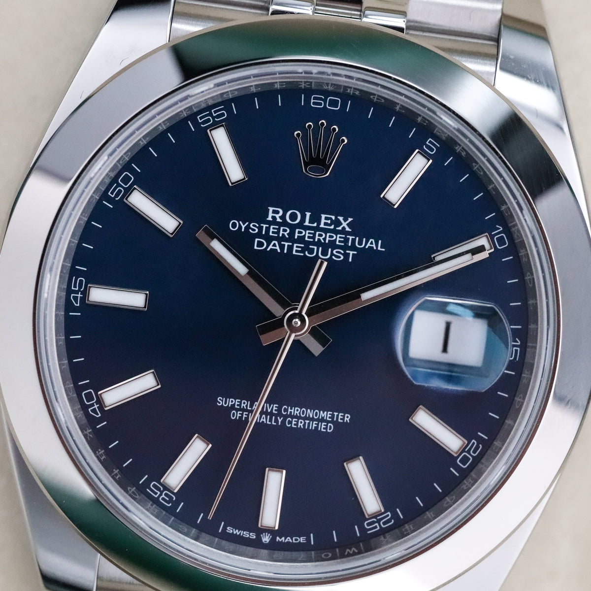 Rolex Datejust 41mm Blue Dial Stainless Steel Smooth Bezel Jubilee Bracelet 126300 Complete Set
