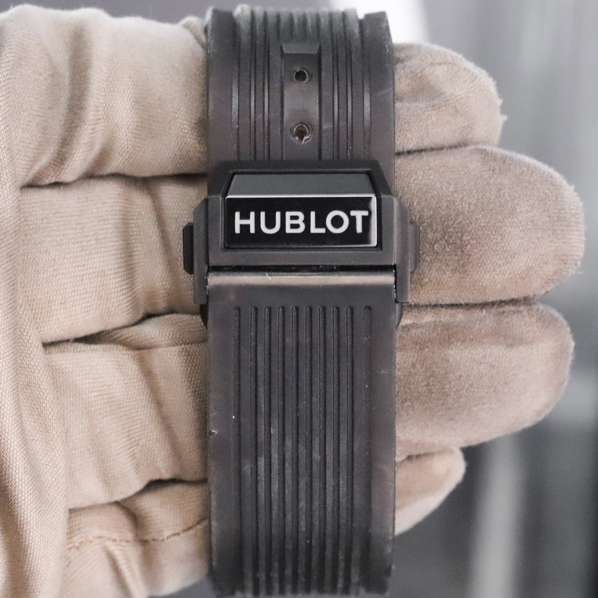 Hublot Big Bang Unico Red Sapphire 45mm Skeleton Dial Rubber Strap Limited 250pcs 411.JR.4901.RT Complete Set