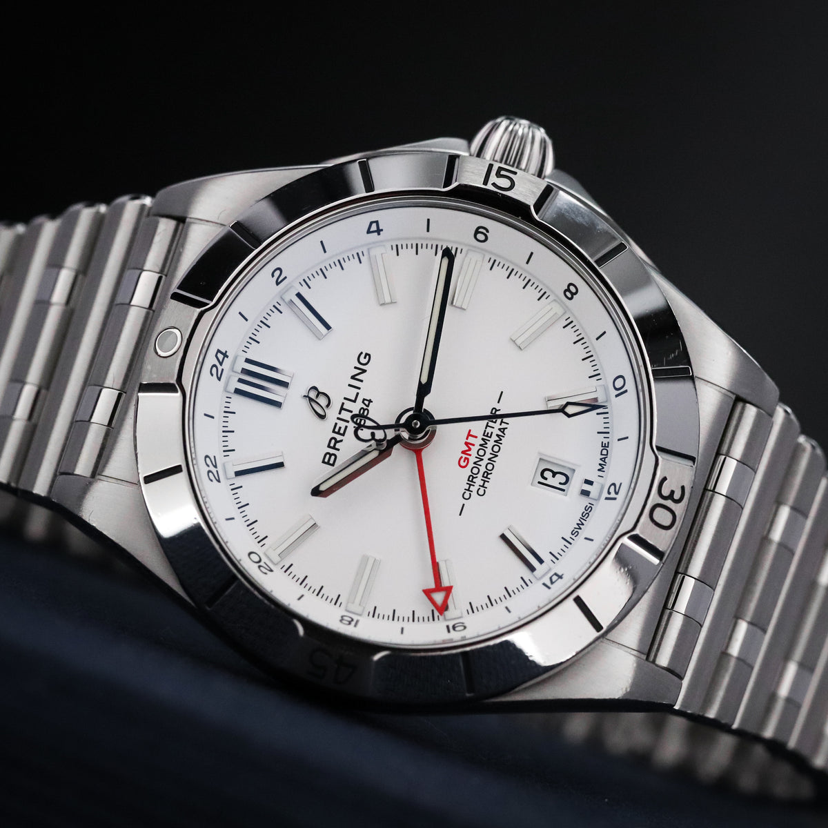 Breitling Chronomat GMT 40mm White Dial Sapphire Crystal Stainless Steel A32398101A1A1