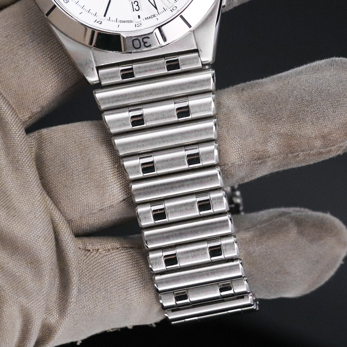 Breitling Chronomat GMT 40mm White Dial Sapphire Crystal Stainless Steel A32398101A1A1