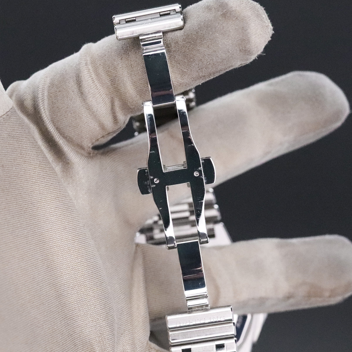 Breitling Chronomat GMT 40mm White Dial Sapphire Crystal Stainless Steel A32398101A1A1