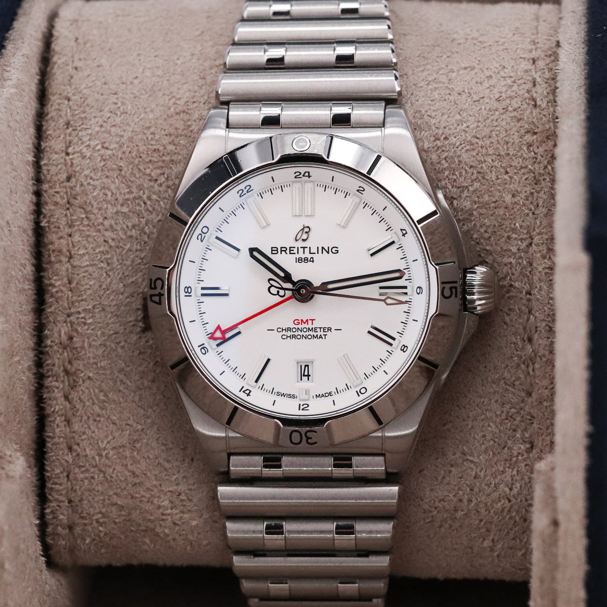 Breitling Chronomat GMT 40mm White Dial Sapphire Crystal Stainless Steel A32398101A1A1