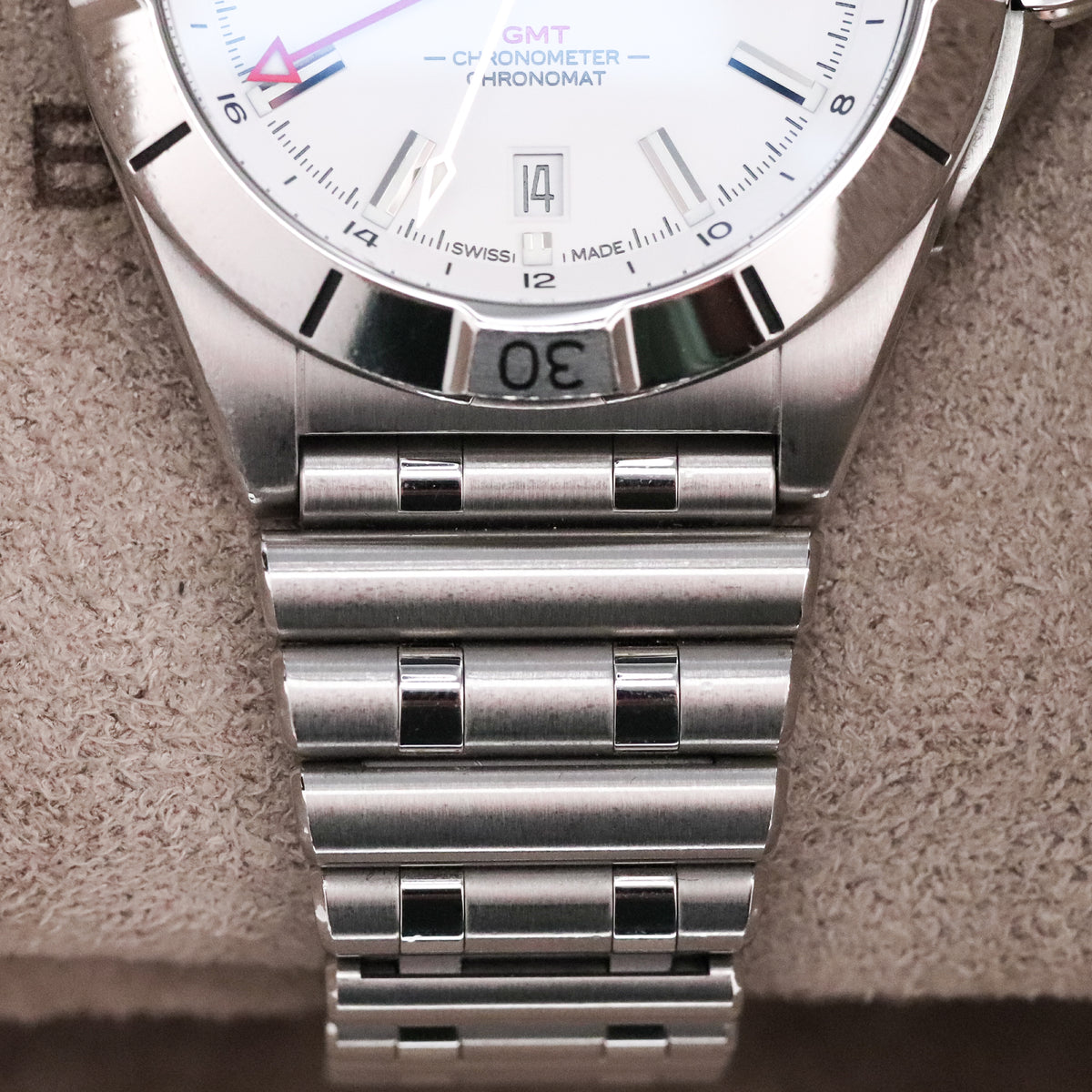 Breitling Chronomat GMT 40mm White Dial Sapphire Crystal Stainless Steel A32398101A1A1