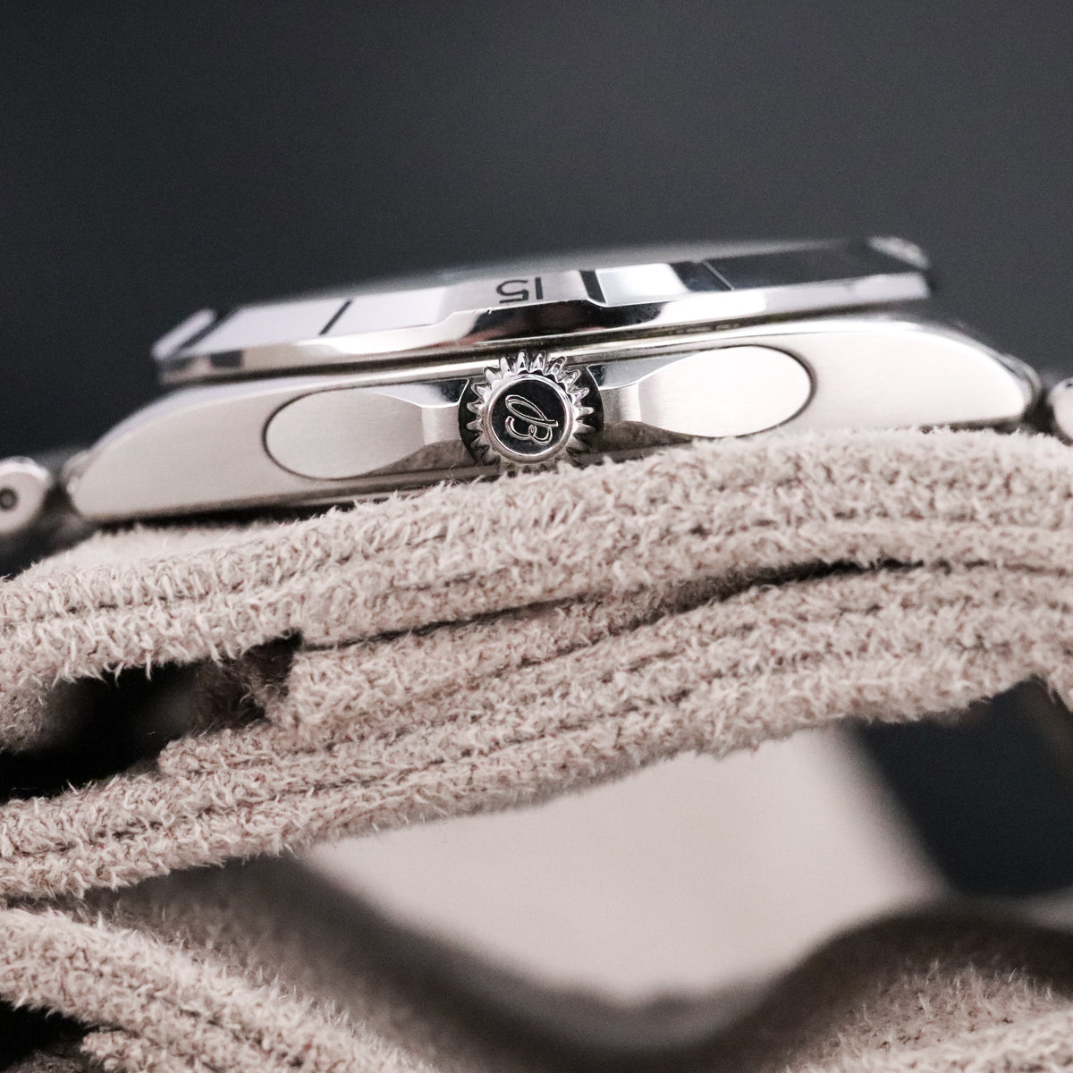 Breitling Chronomat GMT 40mm White Dial Sapphire Crystal Stainless Steel A32398101A1A1