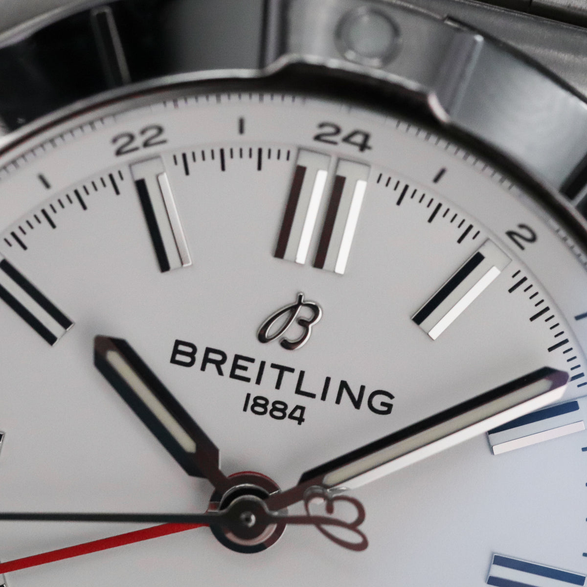 Breitling Chronomat GMT 40mm White Dial Sapphire Crystal Stainless Steel A32398101A1A1