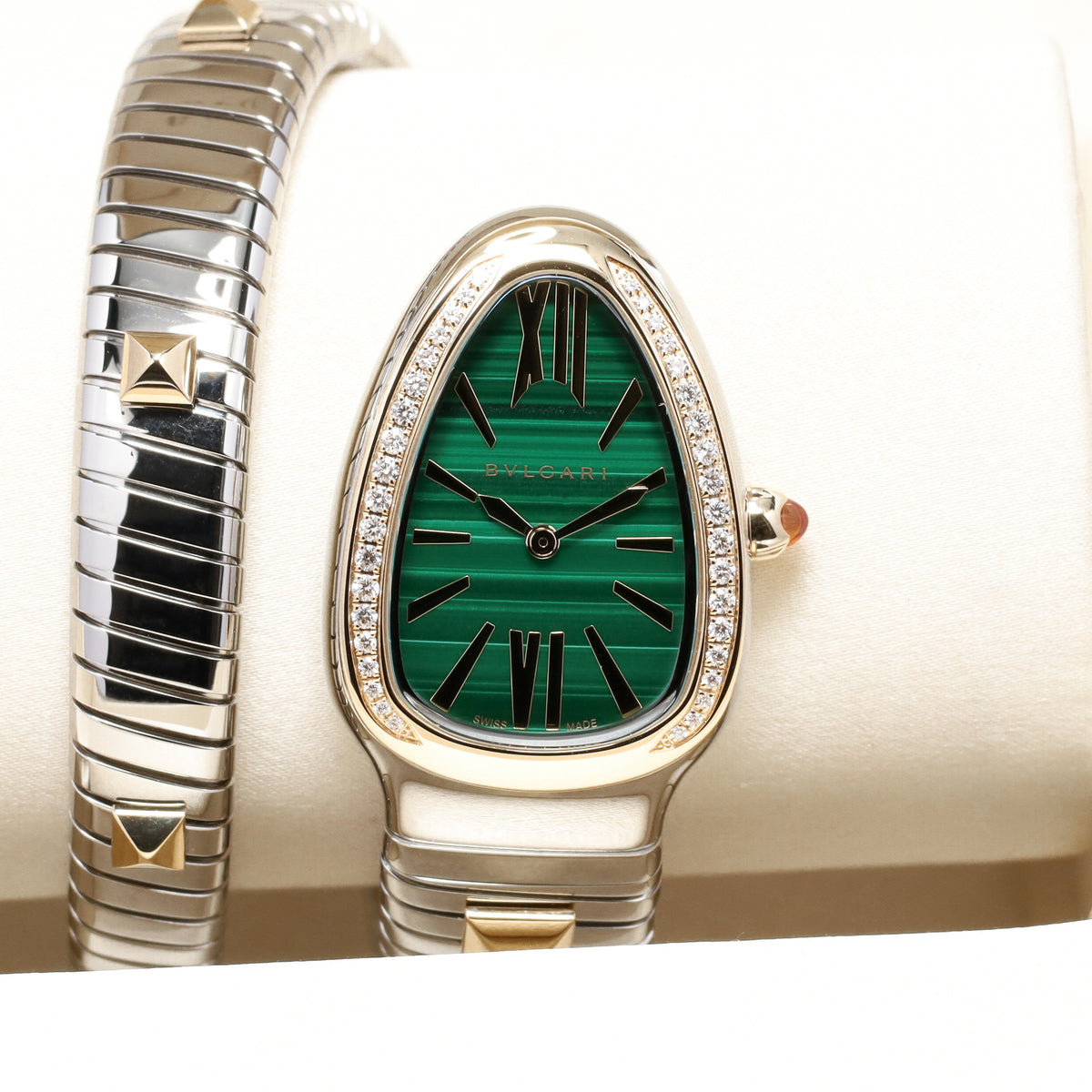 Bulgari Serpenti Complete 35mm Two-Tone Gold and Stainless Steel Green with Diamond Accents Dial Diamond-Set Bezel Two-Tone Gold and Stainless Steel 104366