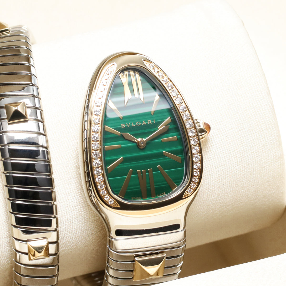 Bulgari Serpenti Complete 2026 35mm Two-Tone Gold and Stainless Steel Green with Diamond Accents Dial Diamond-Set Bezel Two-Tone Gold and Stainless Steel 134360