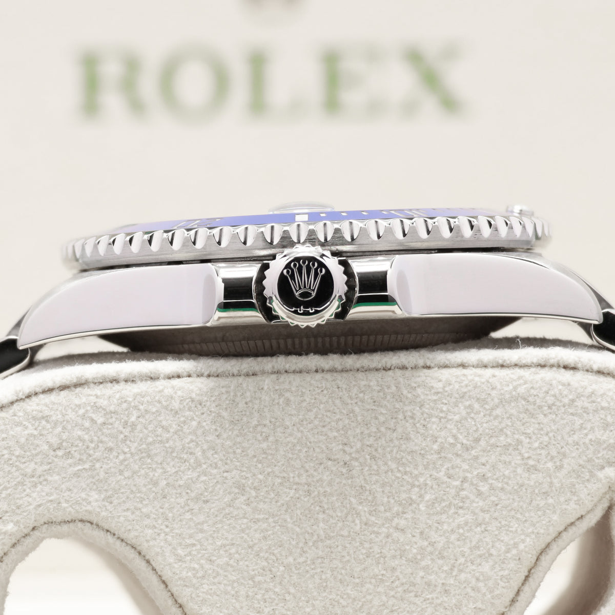 Rolex Submariner Date "Smurf" Complete 40mm 18k White Gold Blue Dial Blue Cerachrom Ceramic Bezel 18k White Gold Oyster Bracelet 116619LB