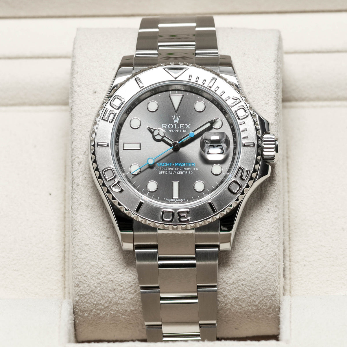 Rolex Yacht Master 2018 Complete 40mm Oystersteel Rhodium Grey with Blue Accents Dial Solid Platinum Bidirectional Rotating Bezel Oyster Bracelet 116622