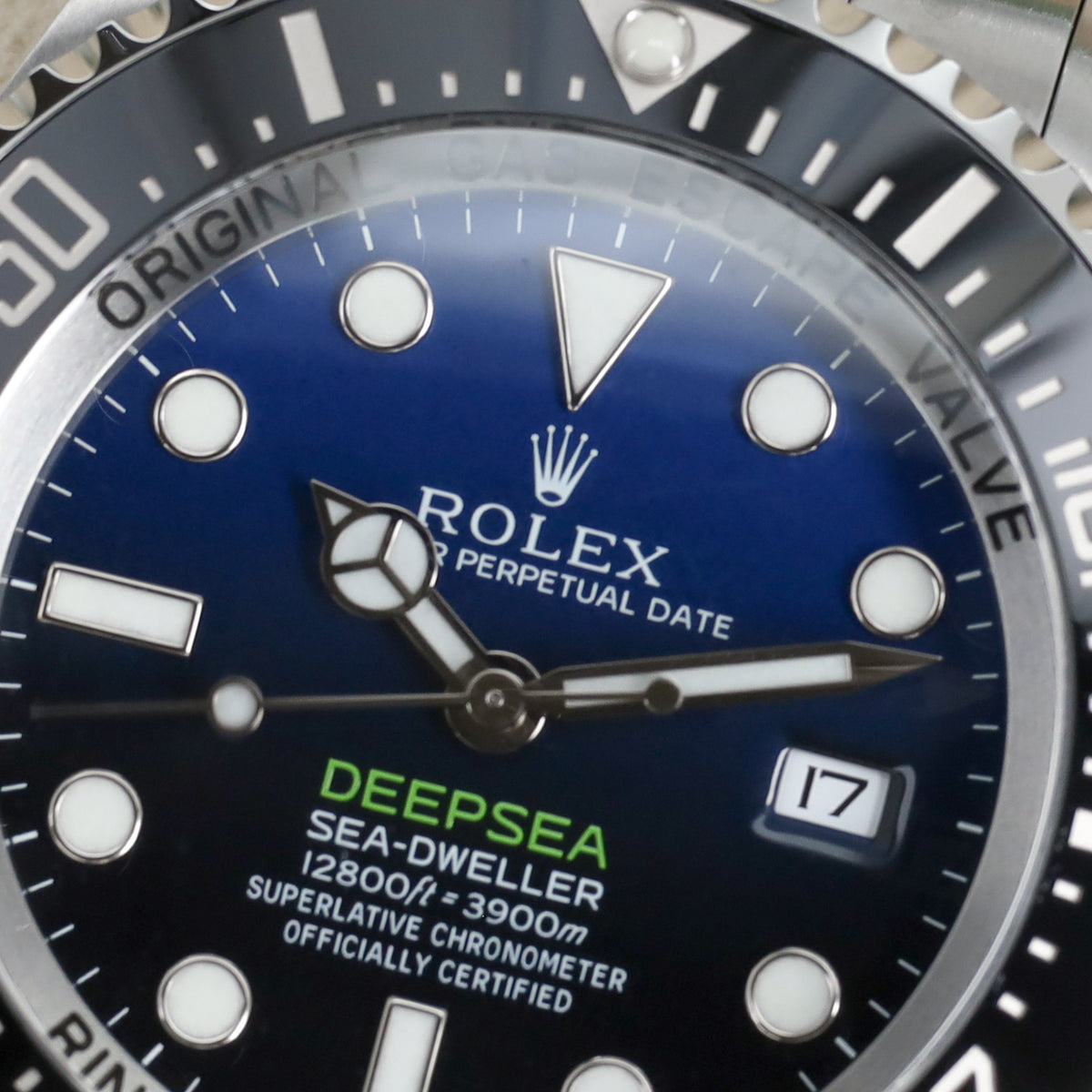 Rolex Sea-Dweller Deepsea James Cameron Complete 44mm Stainless Steel Blue Gradient Dial 116660