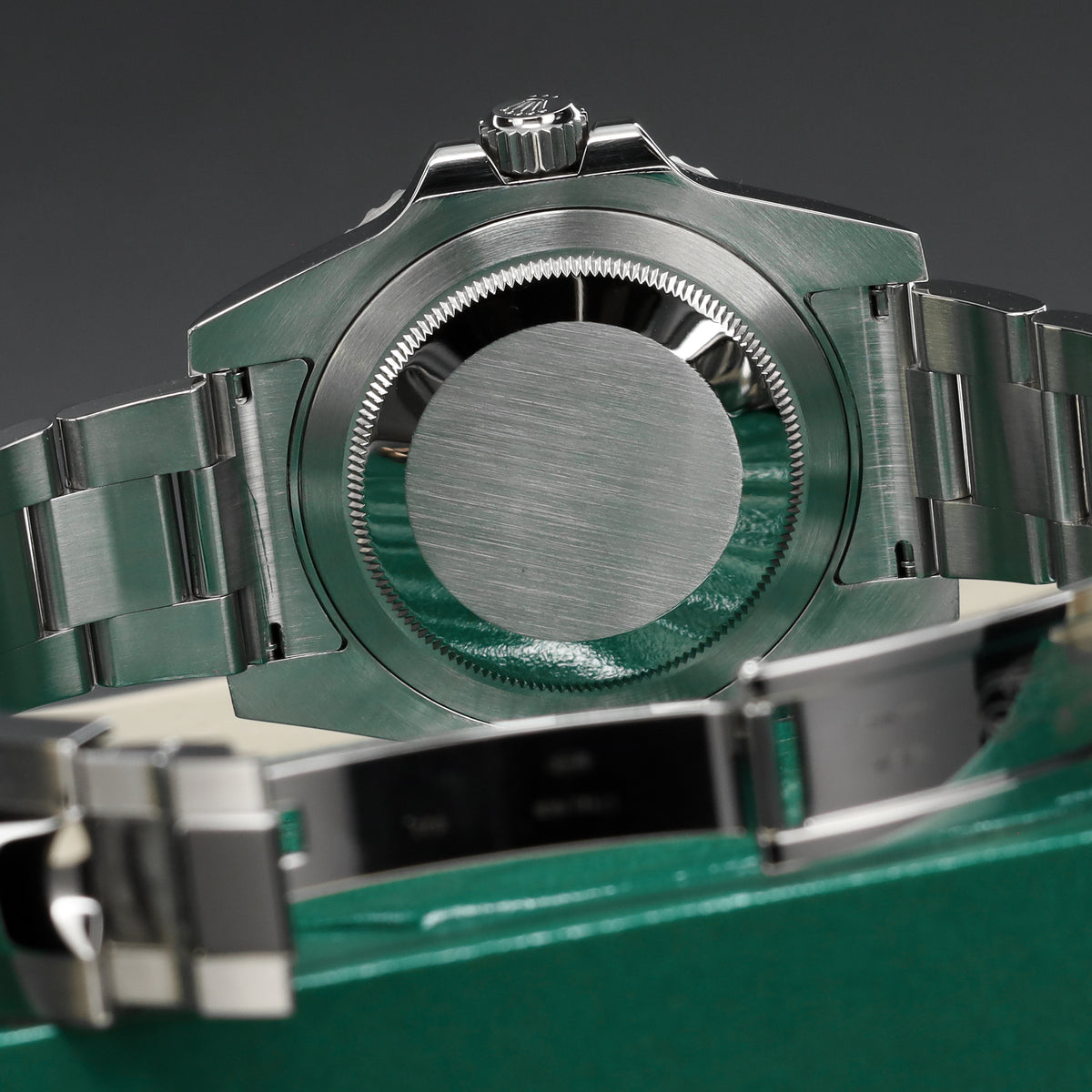 Rolex GMT-Master II "Green Arrow" 40mm Steel Case Black Dial Black Ceramic Bezel Oyster Bracelet 116710LN