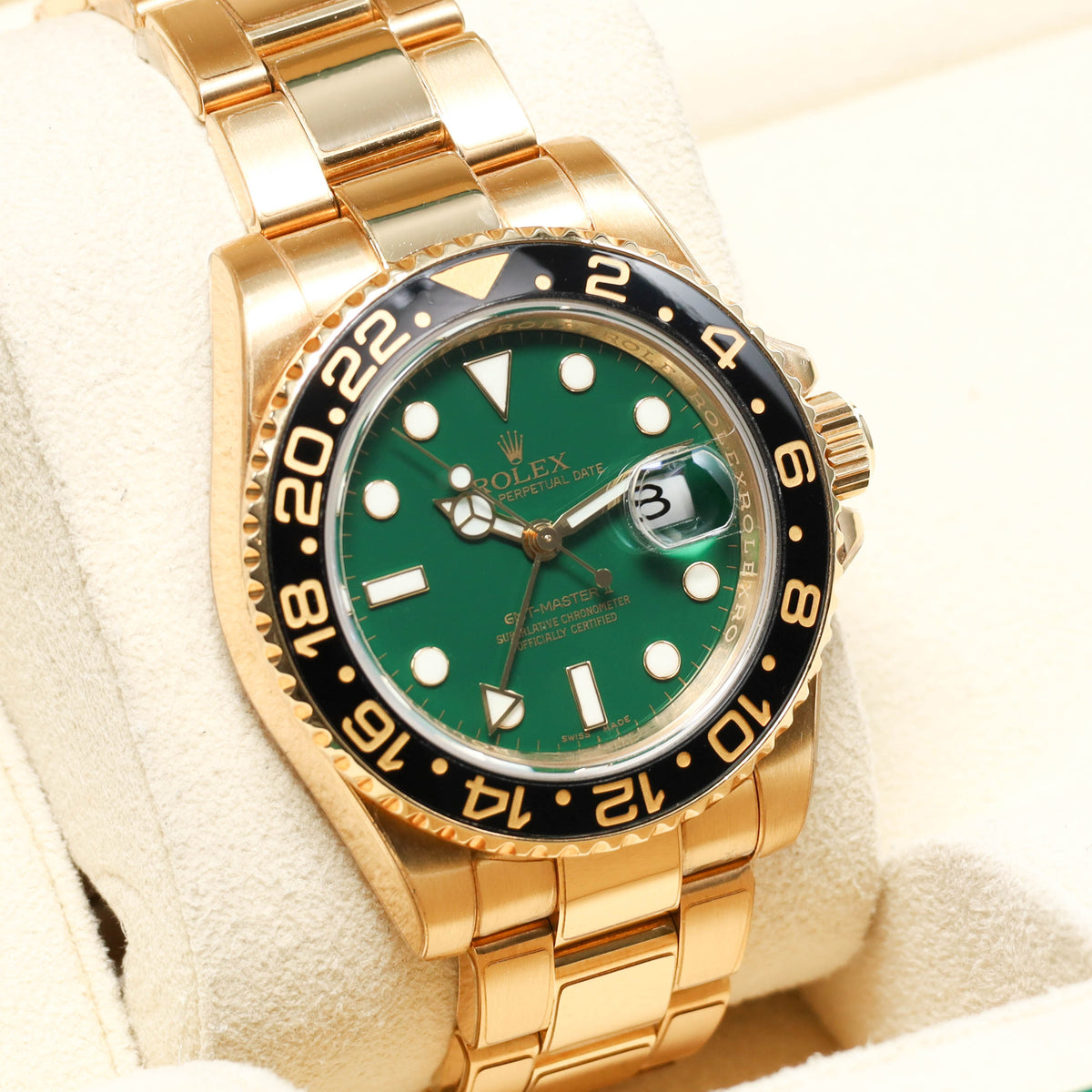 Rolex GMT Master II 2008 Complete 40mm 18k Yellow Gold Green Dial Black Cerachrom Ceramic Bezel 18k Yellow Gold Oyster Bracelet 116718LN
