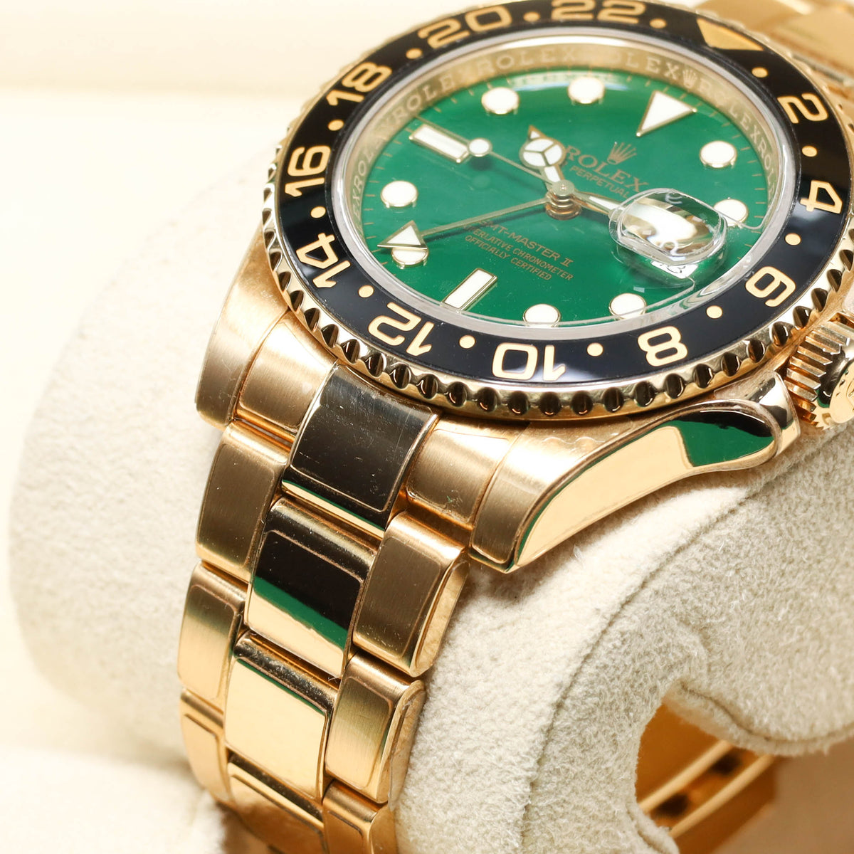 Rolex GMT Master II 2008 Complete 40mm 18k Yellow Gold Green Dial Black Cerachrom Ceramic Bezel 18k Yellow Gold Oyster Bracelet 116718LN
