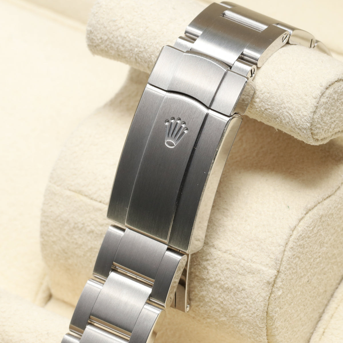 Rolex Oyster Perpetual 2021 Complete 41mm Oystersteel Yellow Dial Smooth Bezel Oyster Bracelet 124300