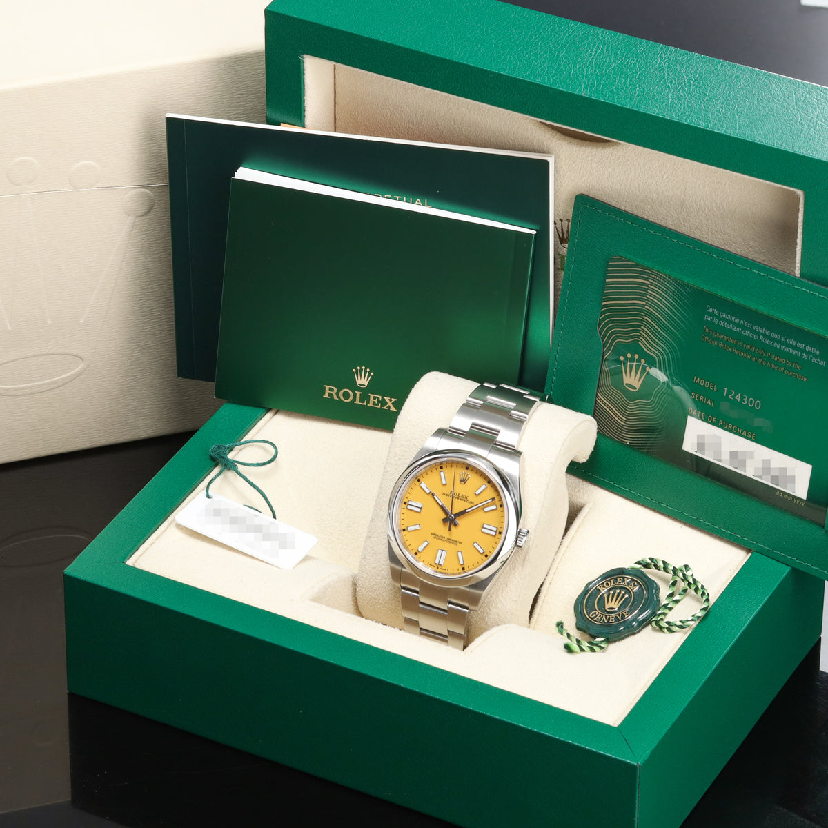 Rolex Oyster Perpetual 2021 Complete 41mm Oystersteel Yellow Dial Smooth Bezel Oyster Bracelet 124300