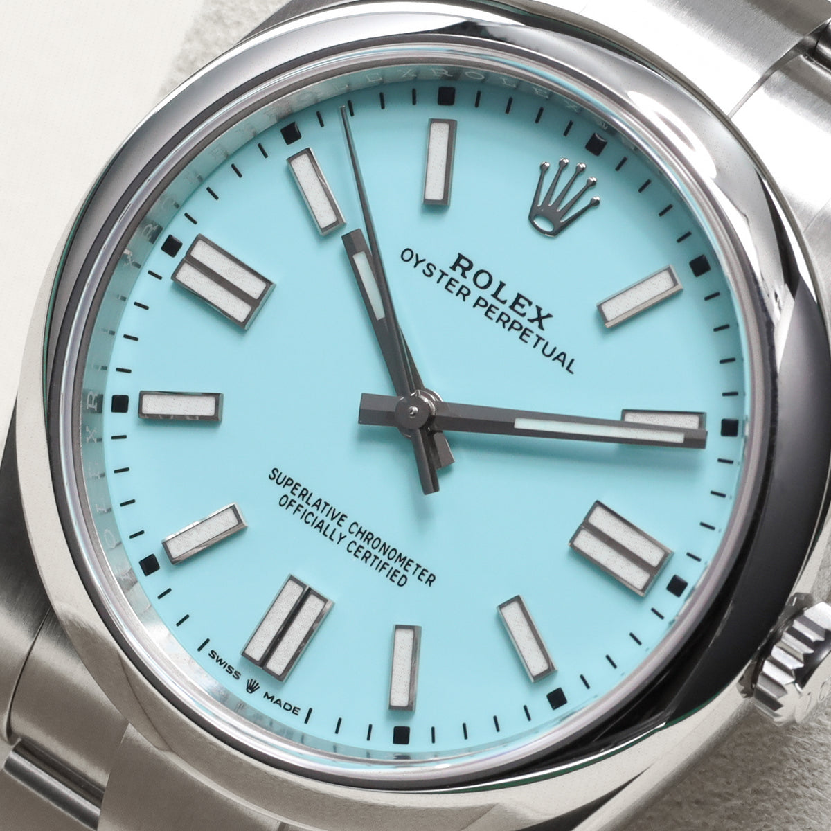 Rolex Oyster Perpetual Complete 41mm Oystersteel Turquoise Blue Dial Oystersteel Bezel Oyster Bracelet with Oysterclasp and Easylink Extension 124300