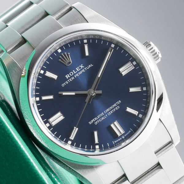 Rolex Datejust 2026 Complete 41mm Oystersteel Bright Blue Dial Smooth Oystersteel Bezel Oystersteel Jubilee Bracelet with Oysterclasp and Easylink Extension 126300