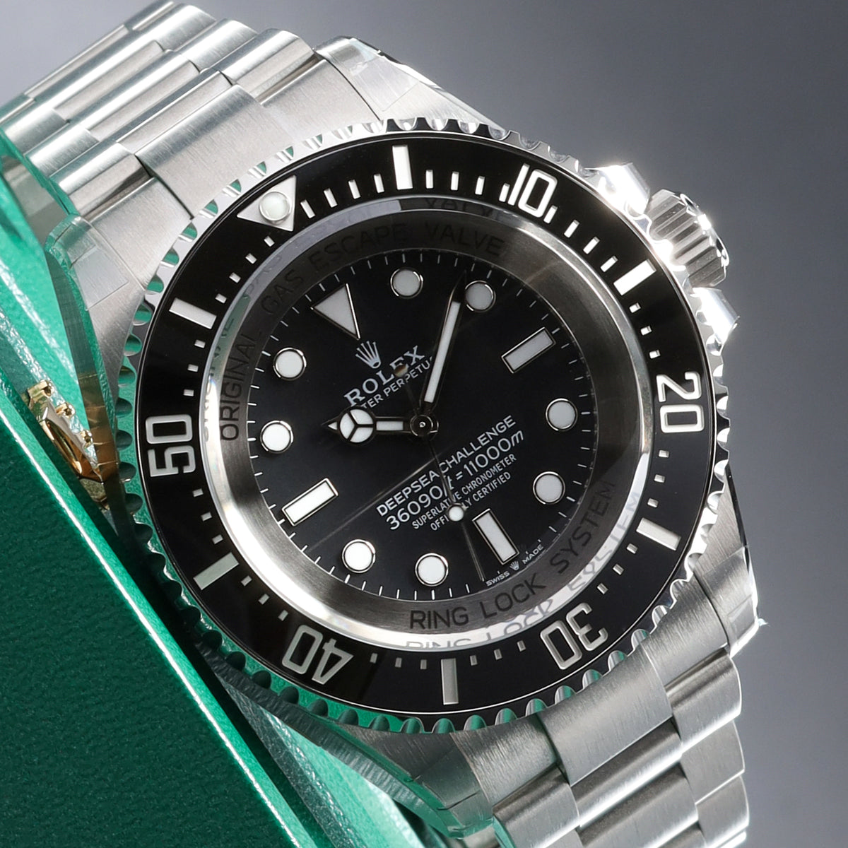 Rolex Sea Dweller 2025  Complete 50mm RLX Titanium Black Dial Unidirectional Dive Bezel Titanium Oyster Bracelet 126067