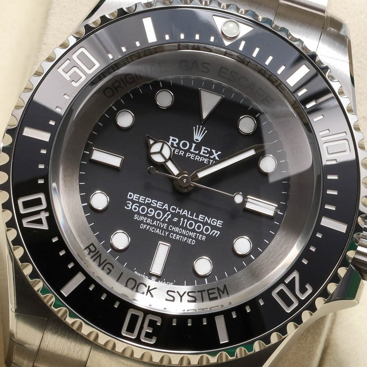 Rolex Sea Dweller 2025  Complete 50mm RLX Titanium Black Dial Unidirectional Dive Bezel Titanium Oyster Bracelet 126067