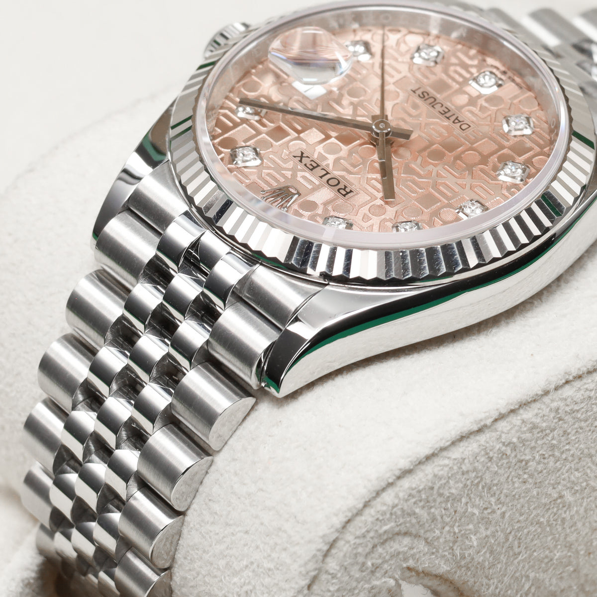 Rolex Datejust 2019 Complete 36mm Oystersteel Pink Diamond Jubilee-Motif Dial 18k White Gold Fluted Bezel Oystersteel Jubilee Bracelet with Oysterclasp and Easylink Extension 126234