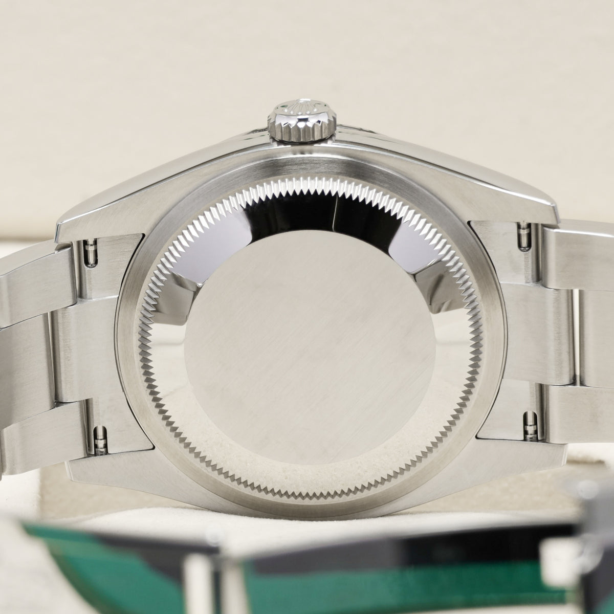 Rolex Datejust 2026 Complete 36mm Oystersteel and 18k White Gold Green Dial 18k White Gold Fluted Bezel Oystersteel Oyster Bracelet with Oysterclasp and Easylink Extension 126234