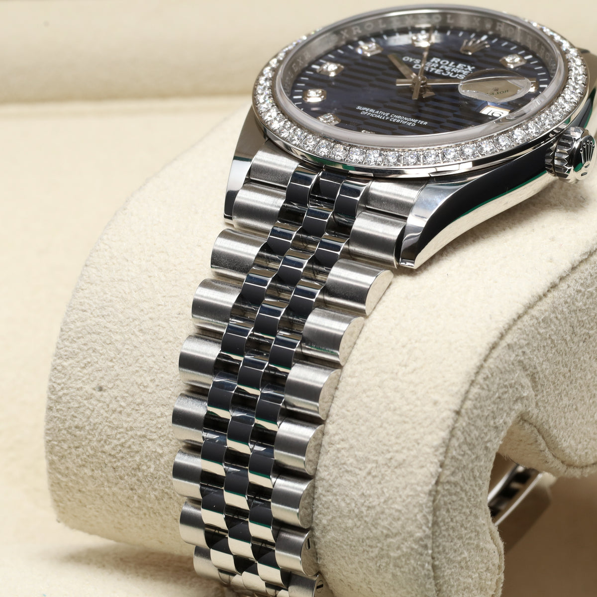 Rolex Datejust 2025 36mm Oystersteel Blue Motif Dial Diamonds Bezel Jubilee 126284RBR