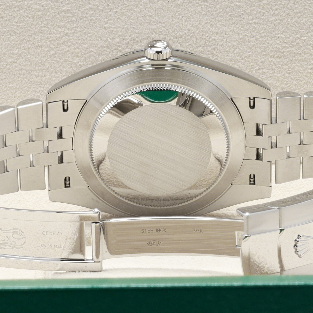 Rolex Datejust 2025 Complete 41mm Oystersteel Blue Dial Smooth Bezel Jubilee Bracelet 126300