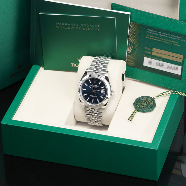 Rolex Datejust 2026 Complete 41mm Oystersteel Bright Blue Smooth Oystersteel Bezel  Oystersteel Jubilee Bracelet with Oysterclasp and Easylink Extension 126300