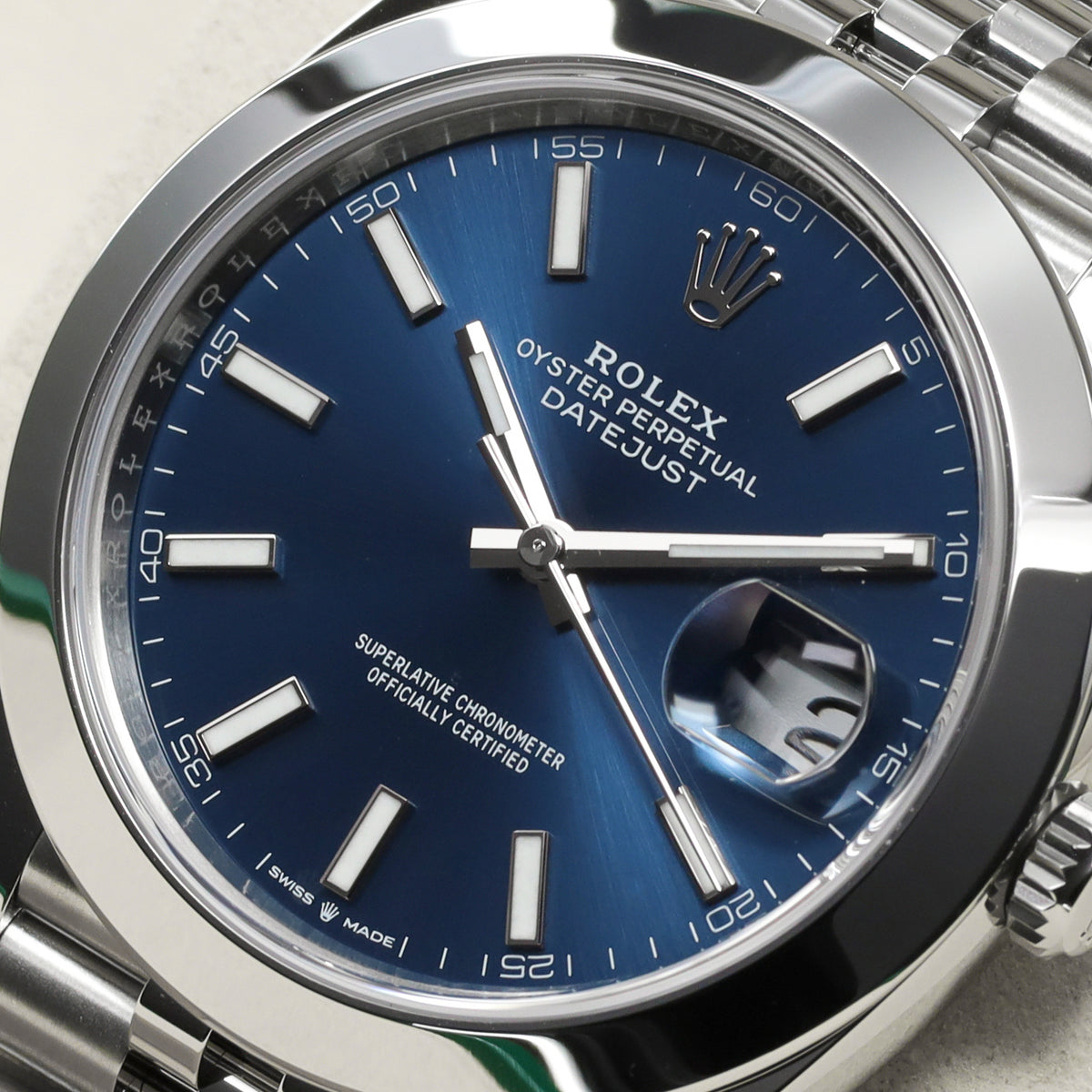 Rolex Datejust 2026 Complete 41mm Oystersteel Bright Blue Smooth Oystersteel Bezel  Oystersteel Jubilee Bracelet with Oysterclasp and Easylink Extension 126300