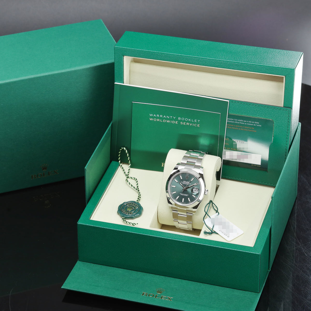 Rolex Datejust 41 2025 Complete 41mm Oystersteel Green Dial Smooth Bezel Oyster Bracelet 126300