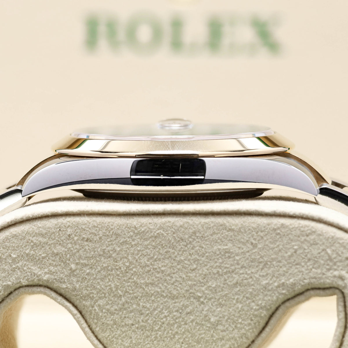 Rolex Datejust 2025 Complete 41mm Oystersteel Two Tone Slate Wimbledon Green Roman Numerals Smooth Yellow Gold Bezel Oyster Bracelet 126303