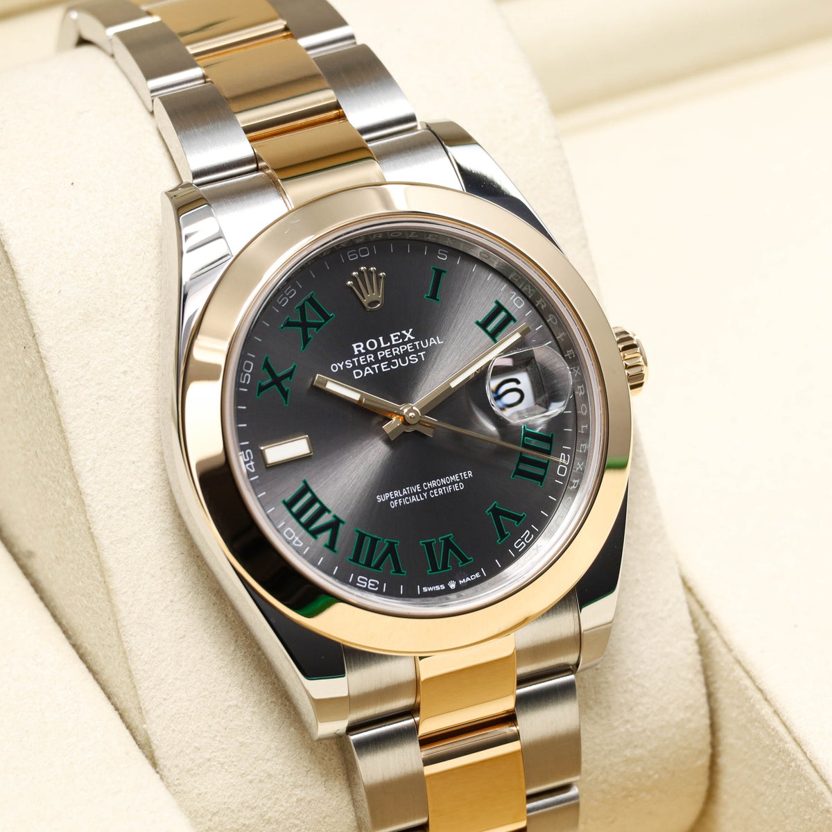 Rolex Datejust 2025 Complete 41mm Oystersteel Two Tone Slate Wimbledon Green Roman Numerals Smooth Yellow Gold Bezel Oyster Bracelet 126303