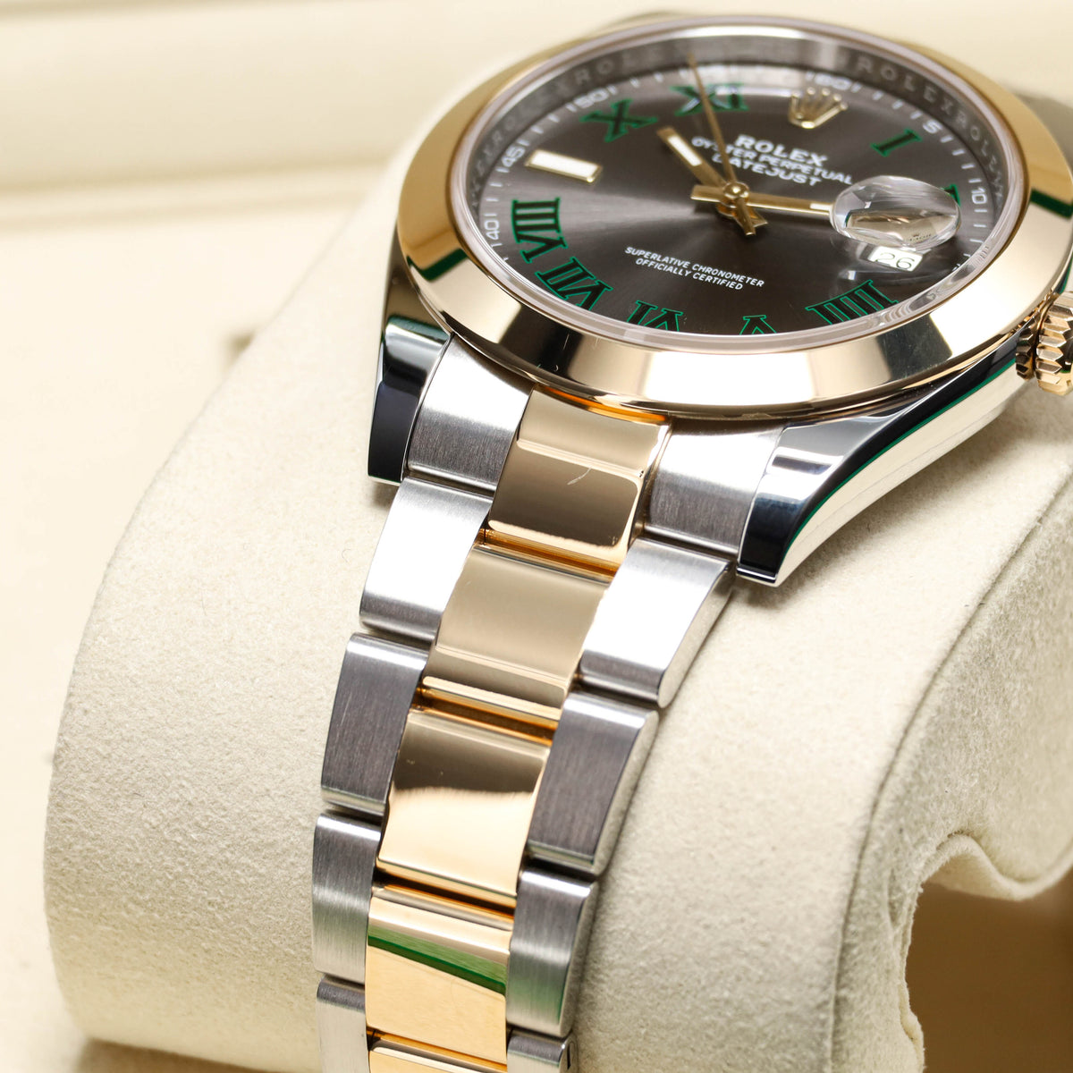 Rolex Datejust 2025 Complete 41mm Oystersteel Two Tone Slate Wimbledon Green Roman Numerals Smooth Yellow Gold Bezel Oyster Bracelet 126303
