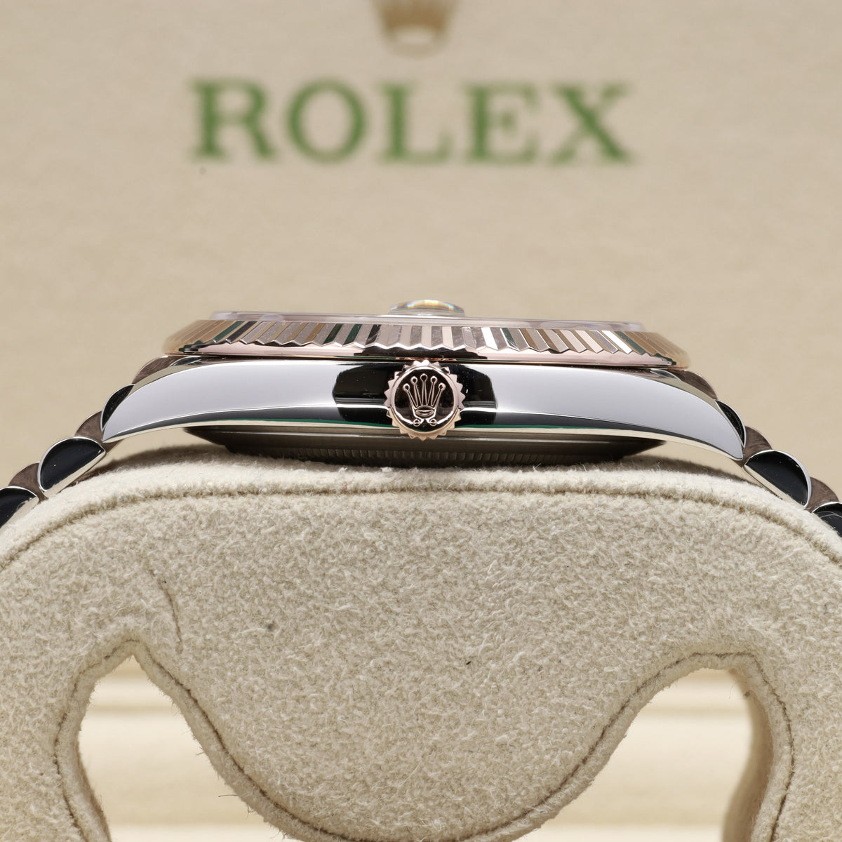 Rolex Datejust 2023 40mm Oystersteel Everose gold Grey motif Dial Everose Fluted Bezel Jubilee Bracelet 126331