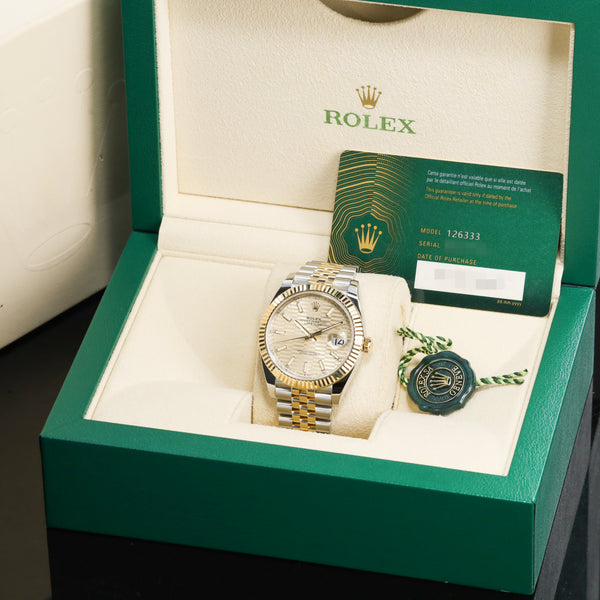 Rolex Datejust 2024 Complete 41mm Oystersteel Stainless Steel & 18K Gold Champagne Fluted Motif Dial 18K Gold Fluted Bezel Two-Tone Oystersteel & 18K Gold Jubilee Bracelet 126331