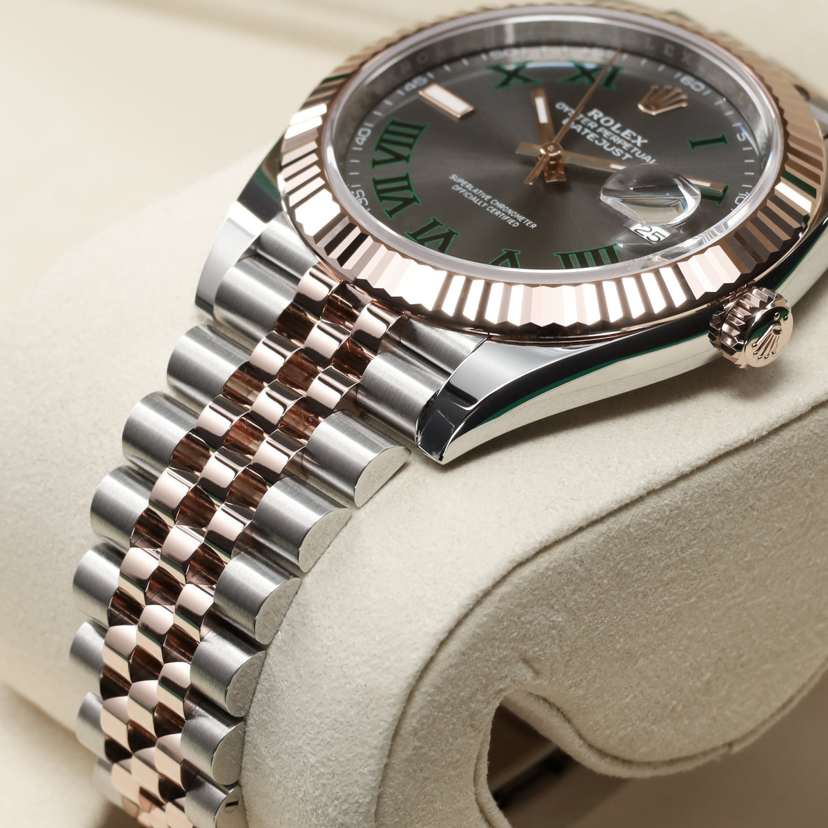 Rolex Datejust 2026 Complete 41mm Oystersteel and Everose Gold Wimbledon Slate Dial 18k Everose Gold Fluted Bezel Oystersteel and Everose Gold Jubilee Bracelet 126331