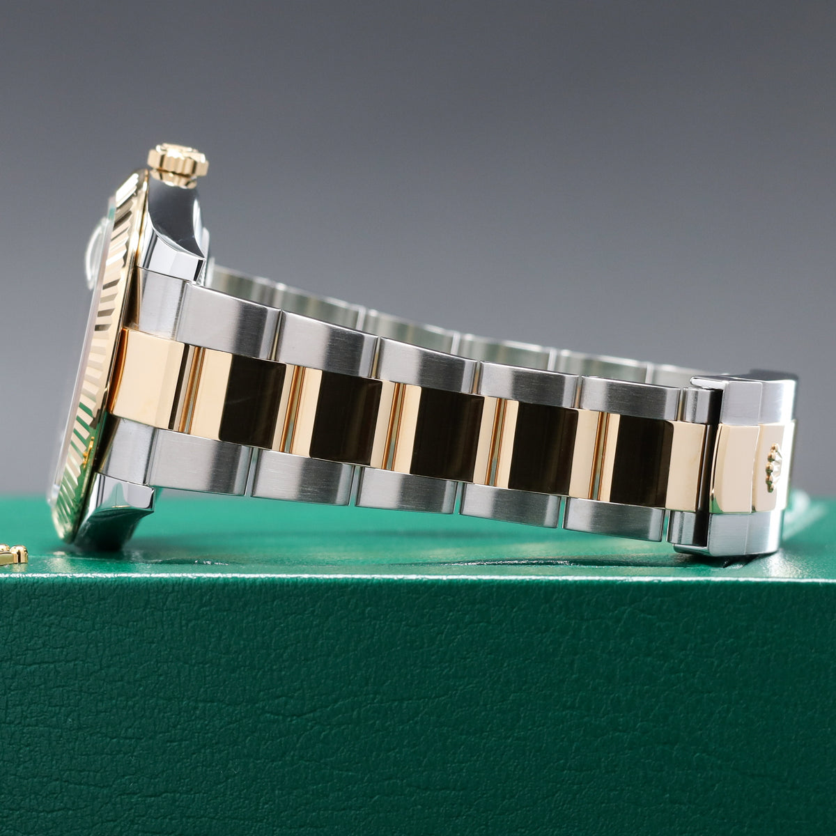 Rolex Datejust 2021 Complete 41mm Steel And Yellow Gold Slate Gray Dial With Green Roman Numerals Wimbledon Fluted Bezel Oyster Bracelet 126333