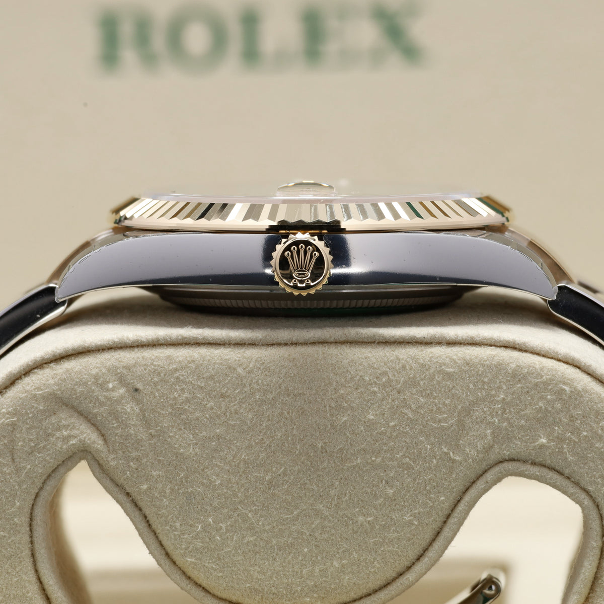 Rolex Datejust 36mm Oystersteel Champagne Dial Fluted Bezel Two Tone Oyster Bracelet 126333