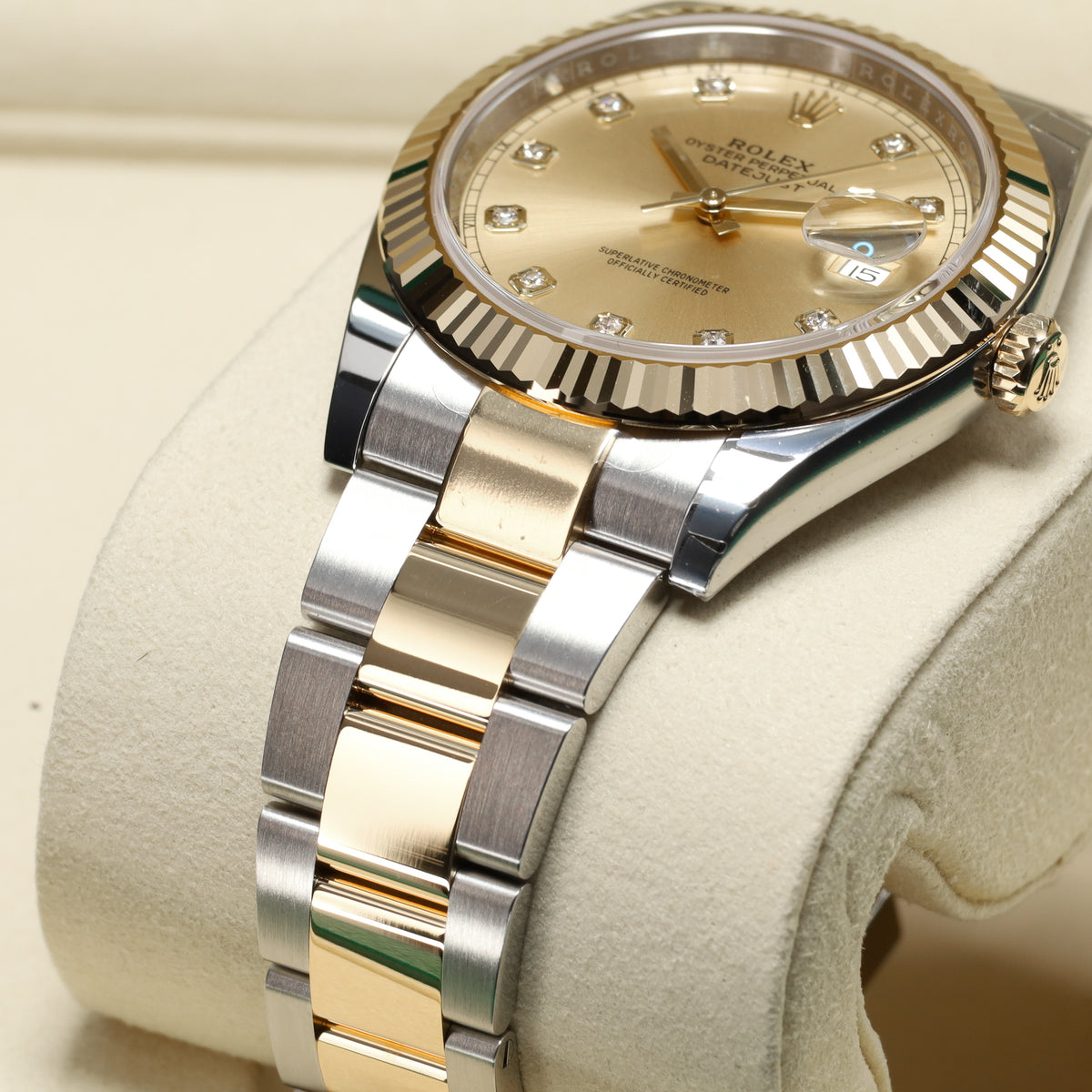 Rolex Datejust 36mm Oystersteel Champagne Dial Fluted Bezel Two Tone Oyster Bracelet 126333
