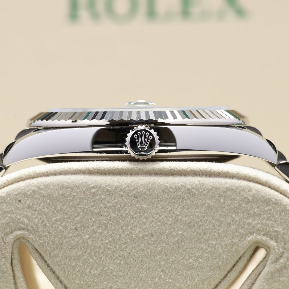 Rolex Datejust 2026 New Unworn 41mm Steel Green Dial Fluted bezel 18K White Gold Jubilee 126334