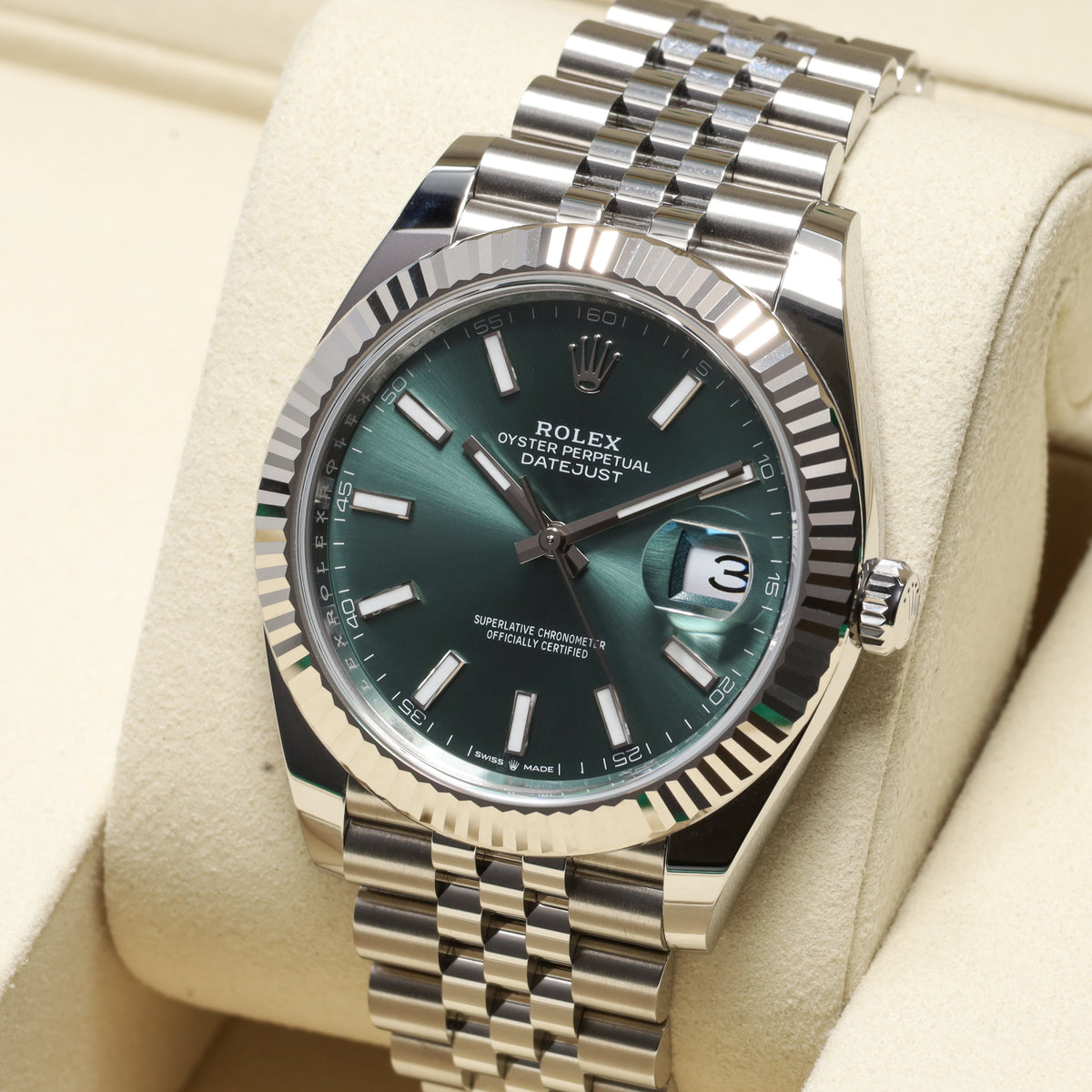 Rolex Datejust 2026 New Unworn 41mm Steel Green Dial Fluted bezel 18K White Gold Jubilee 126334