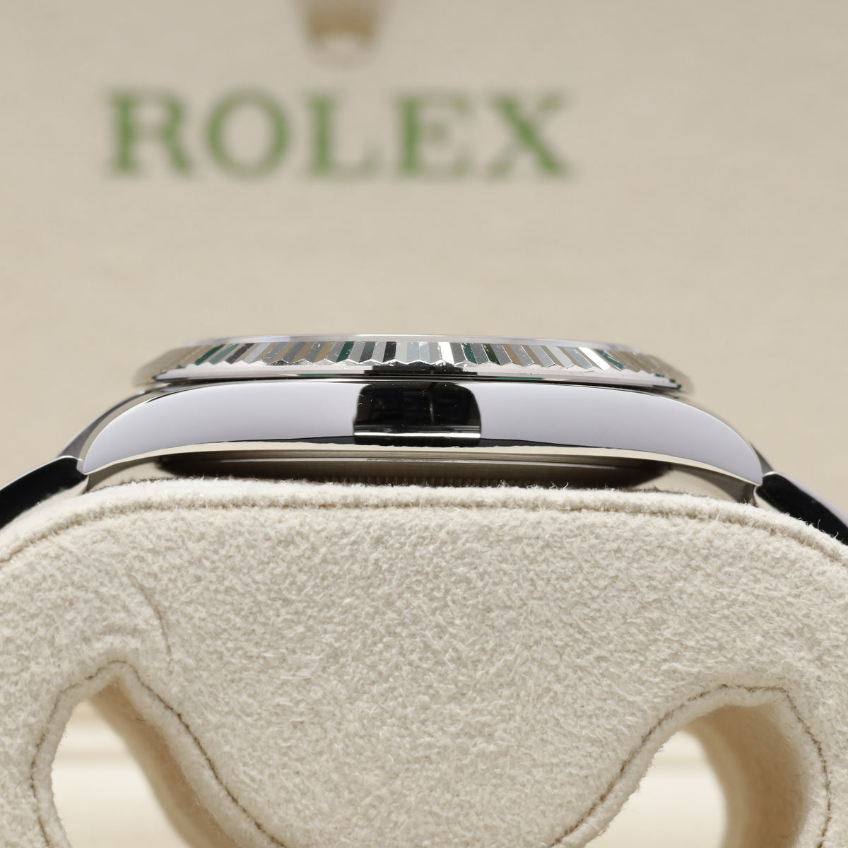 Rolex Datejust 41mm Oystersteel Black Diamond Hour Markers 18k White Gold Fluted Bezel Oyster Bracelet 126334