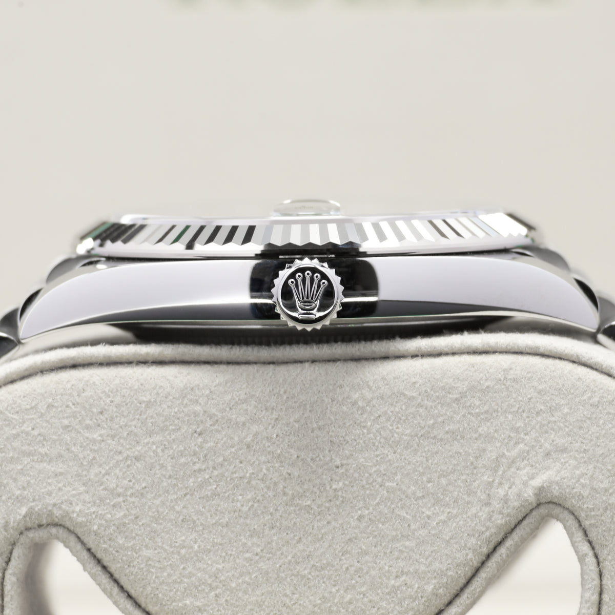 Rolex Datejust 2026 Complete 41mm Oystersteel and 18k White Gold Green Ombré Dial 18k White 126334