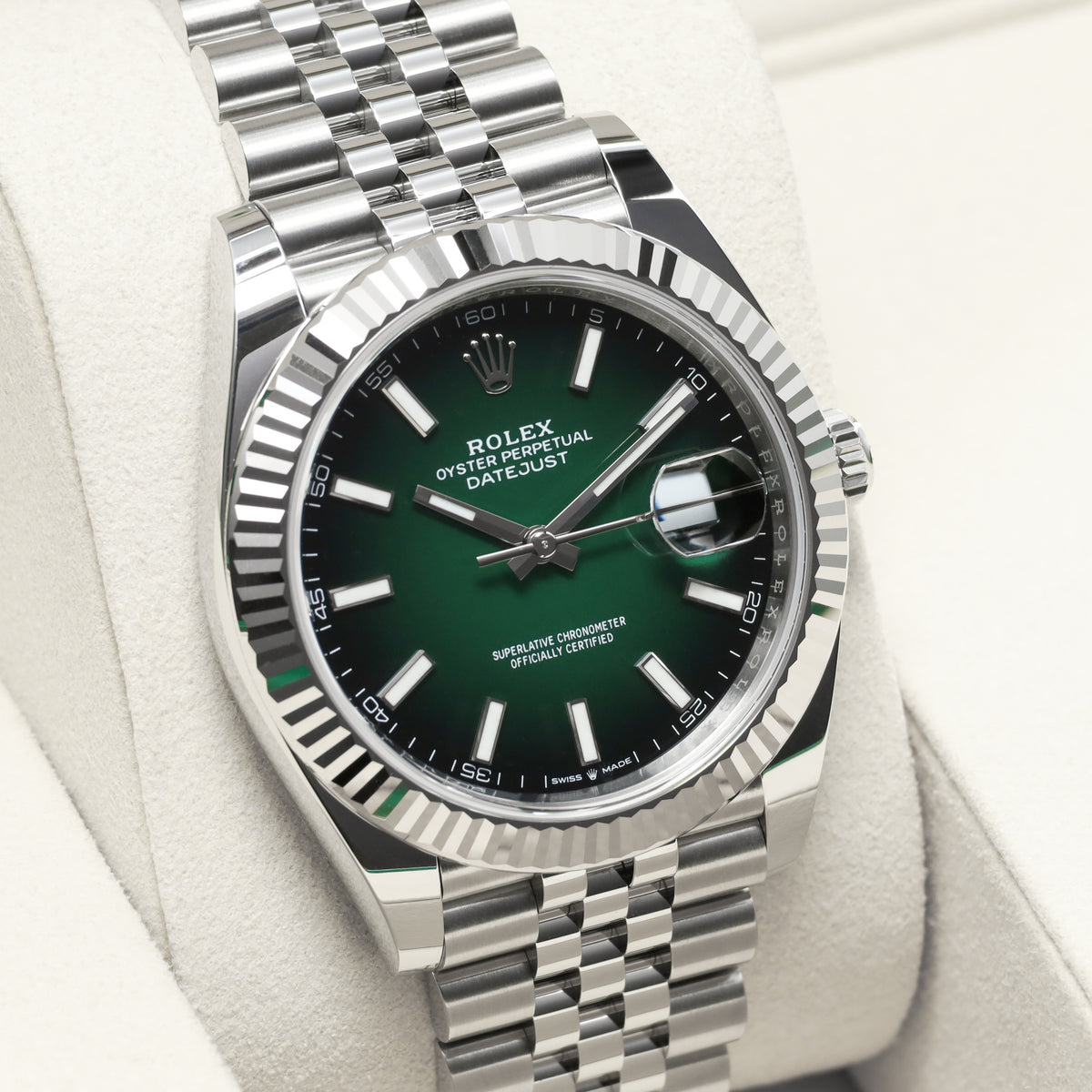 Rolex Datejust 2026 Complete 41mm Oystersteel and 18k White Gold Green Ombré Dial 18k White 126334