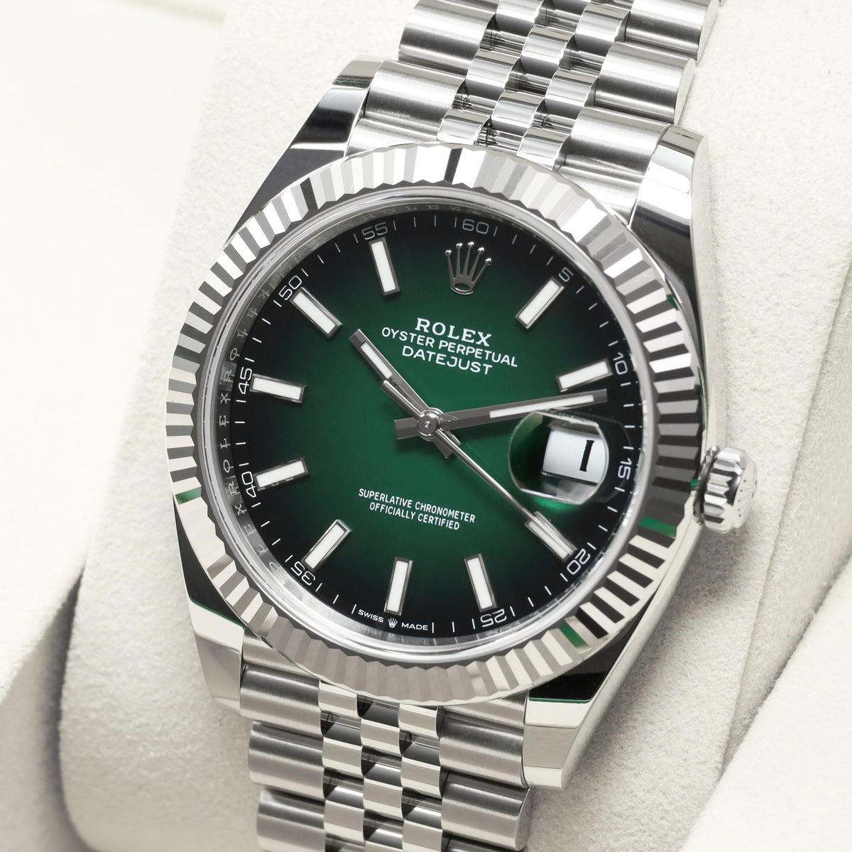 Rolex Datejust 2026 Complete 41mm Oystersteel and 18k White Gold Green Ombré Dial 18k White 126334