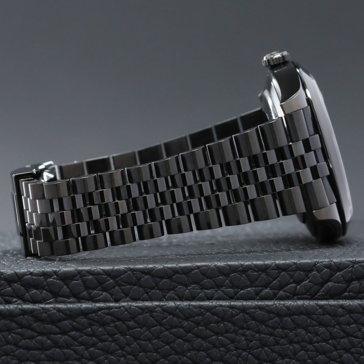 Blaken Rolex 2026 Complete 41mm Black PVD-Coated Oystersteel and 18k White Gold Joker Dial Black PVD-Coated Bezel Black PVD-Coated Bezel Black PVD-Coated Bracelet with Rolex Clasp 126334