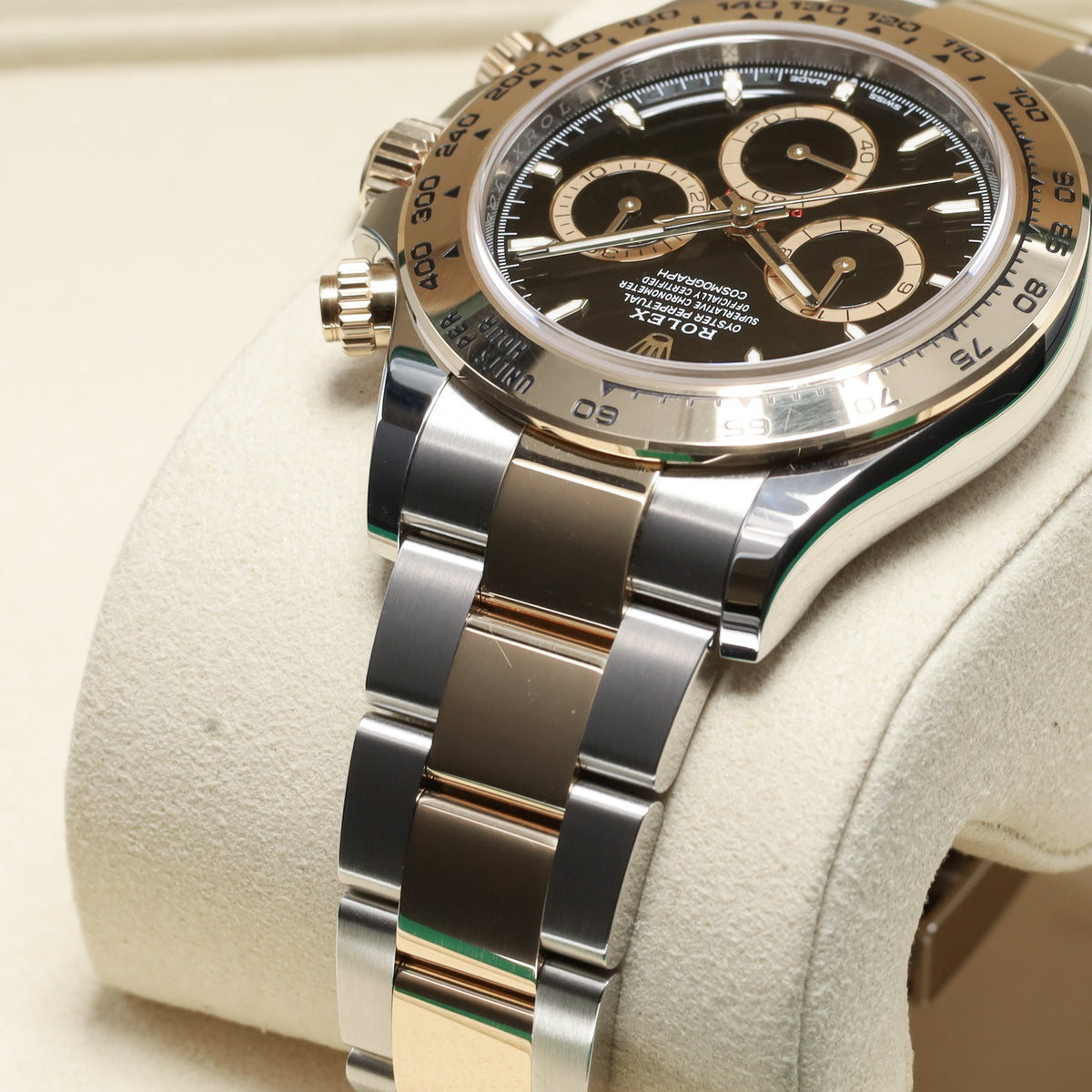 Rolex Daytona 2025 Complete 40mm Oystersteel 18k Yellow Gold Black Dial Yellow Gold Tachymeter Bezel Oyster Bracelet 126503