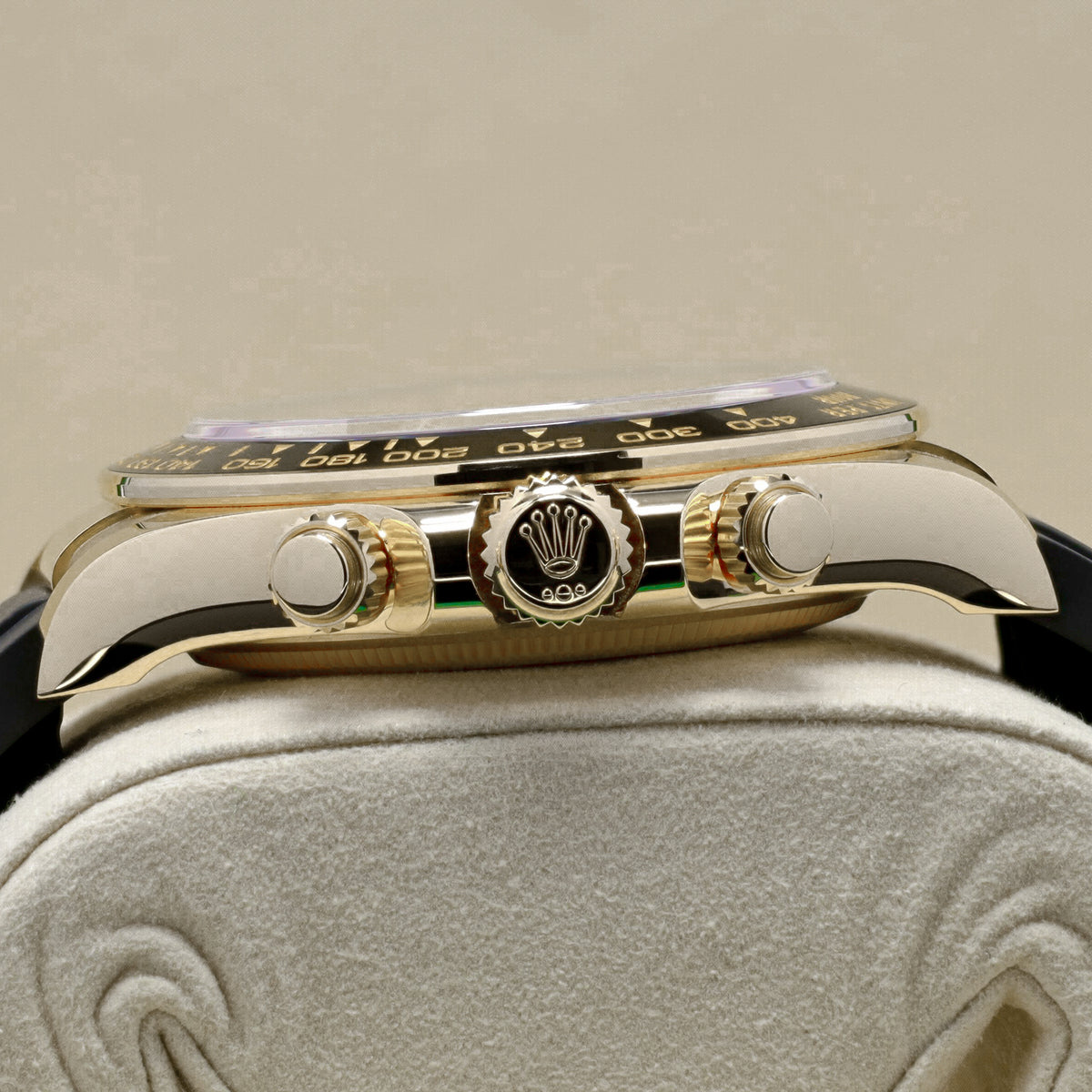 Rolex Daytona 2026 Complete 40mm 18k Yellow Gold White Dial Black Cerachrom Ceramic Tachymeter Bezel Oysterflex Bracelet 126518LN